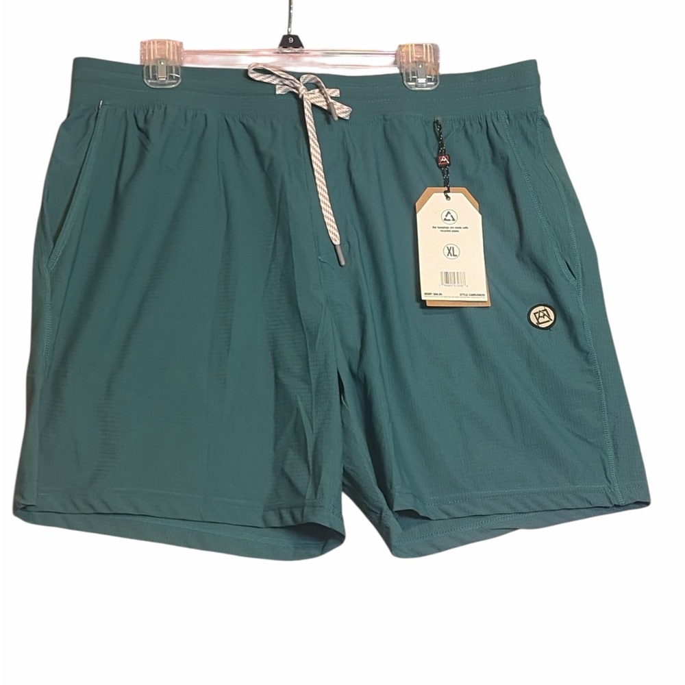 NWT Avalanche Teal Athletic Shorts for Men